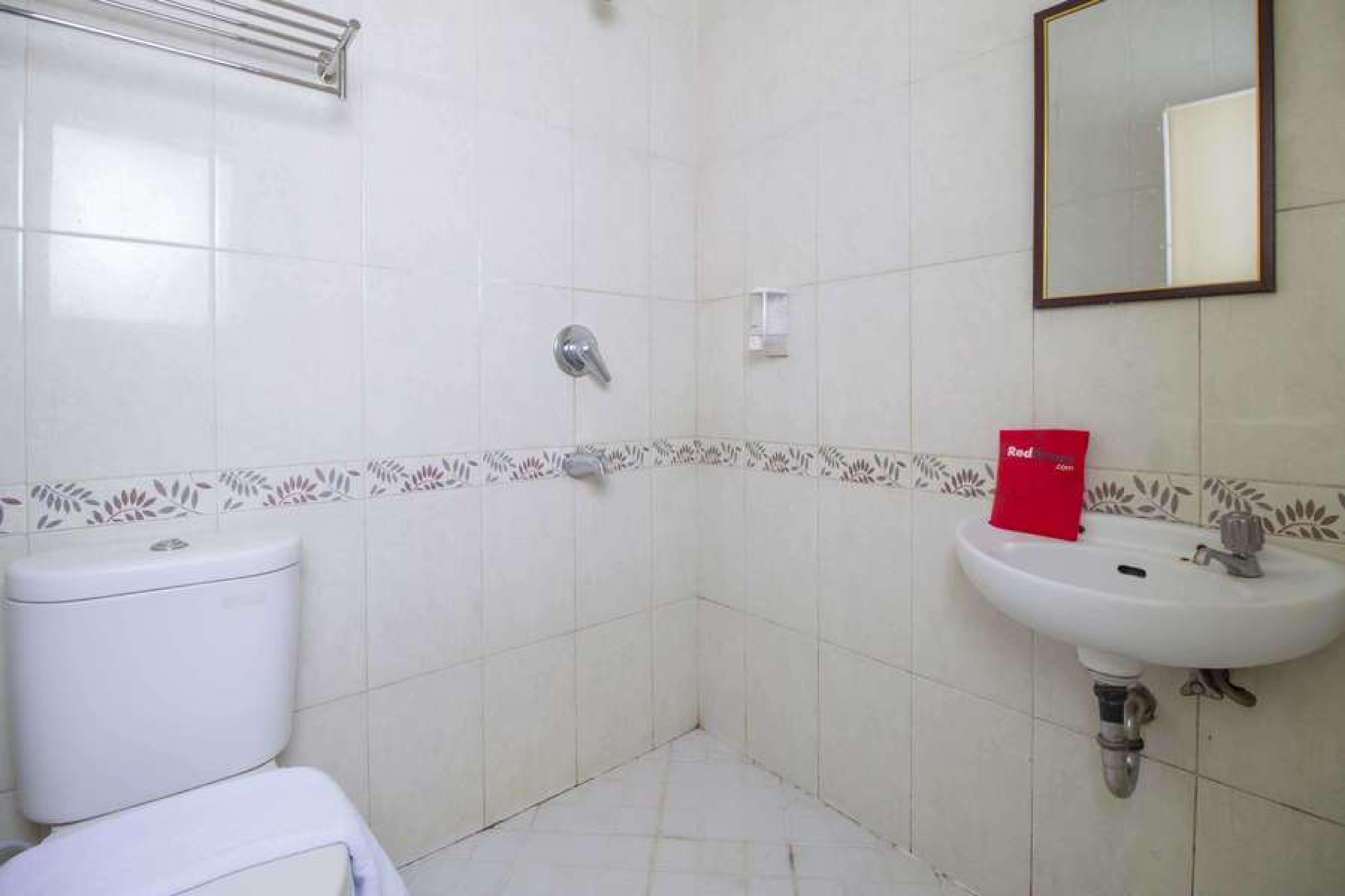 Reddoorz @ Pangeran Antasari 2 Hotel Cilandak  Exterior foto