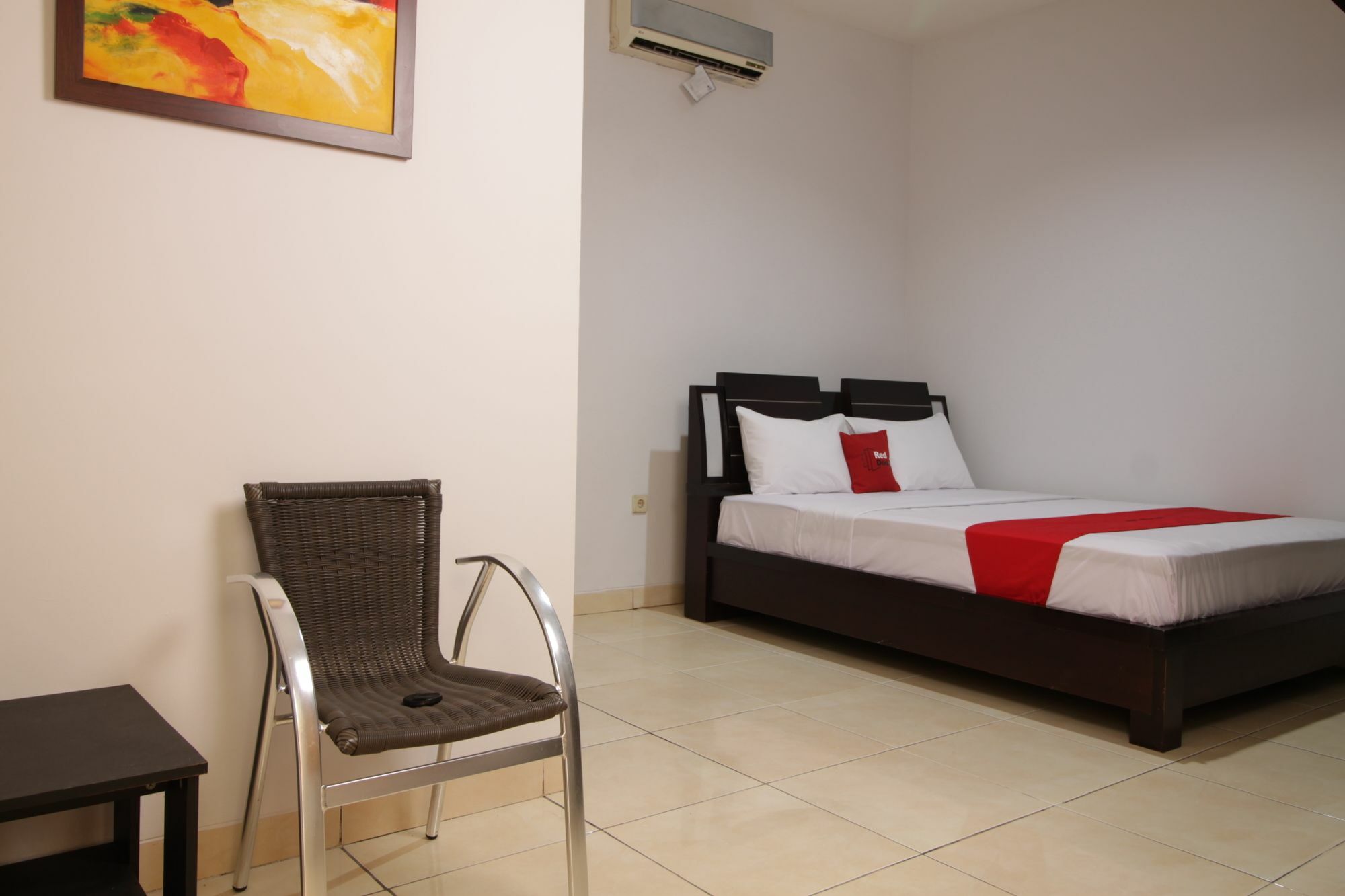 Reddoorz @ Pangeran Antasari 2 Hotel Cilandak  Exterior foto